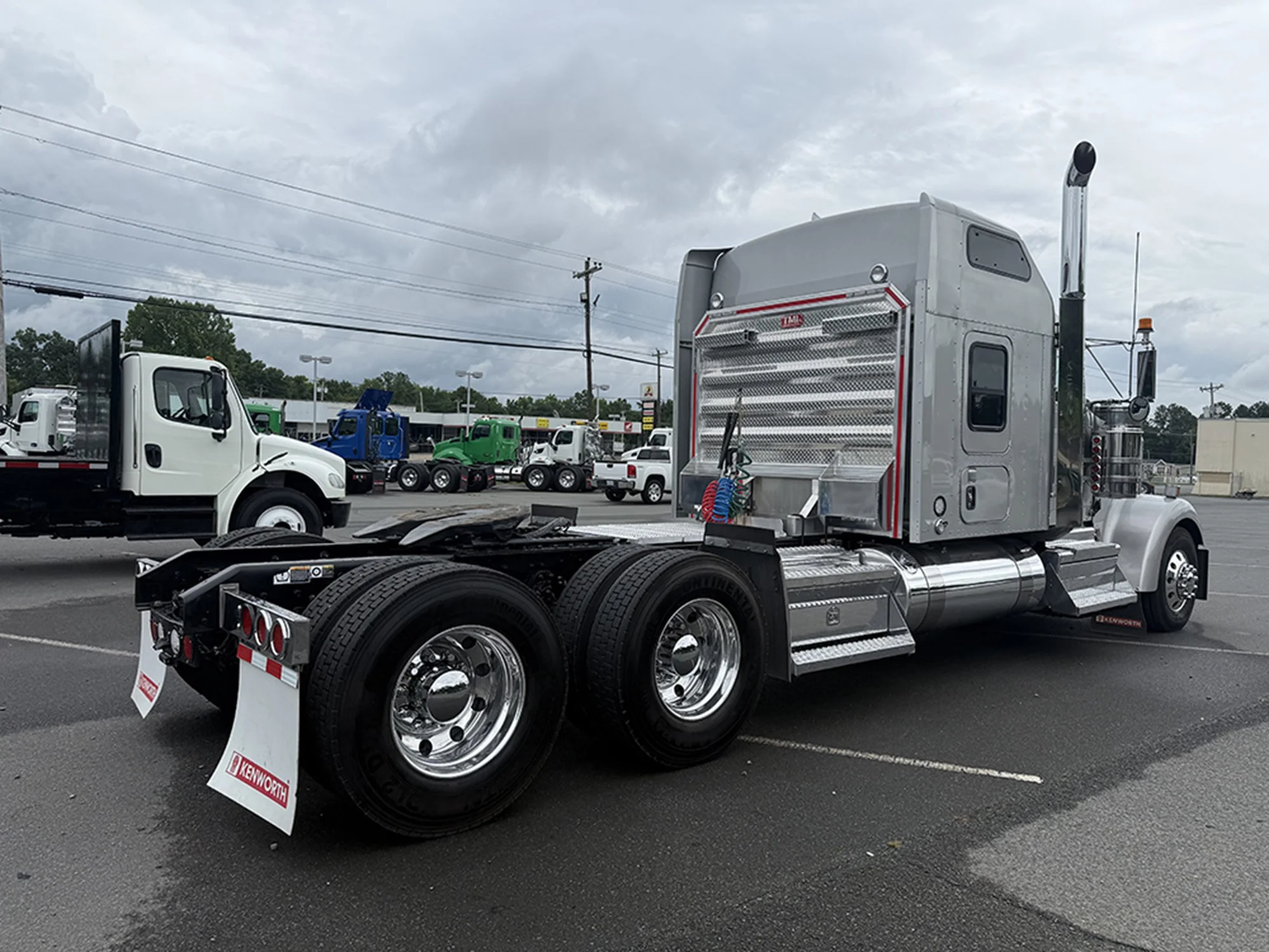 2022 Kenworth in Roanoke, VA — photo 4
