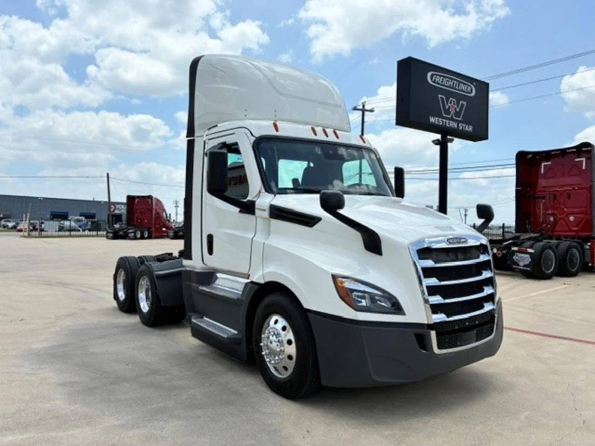 2020 Freightliner Cascadia