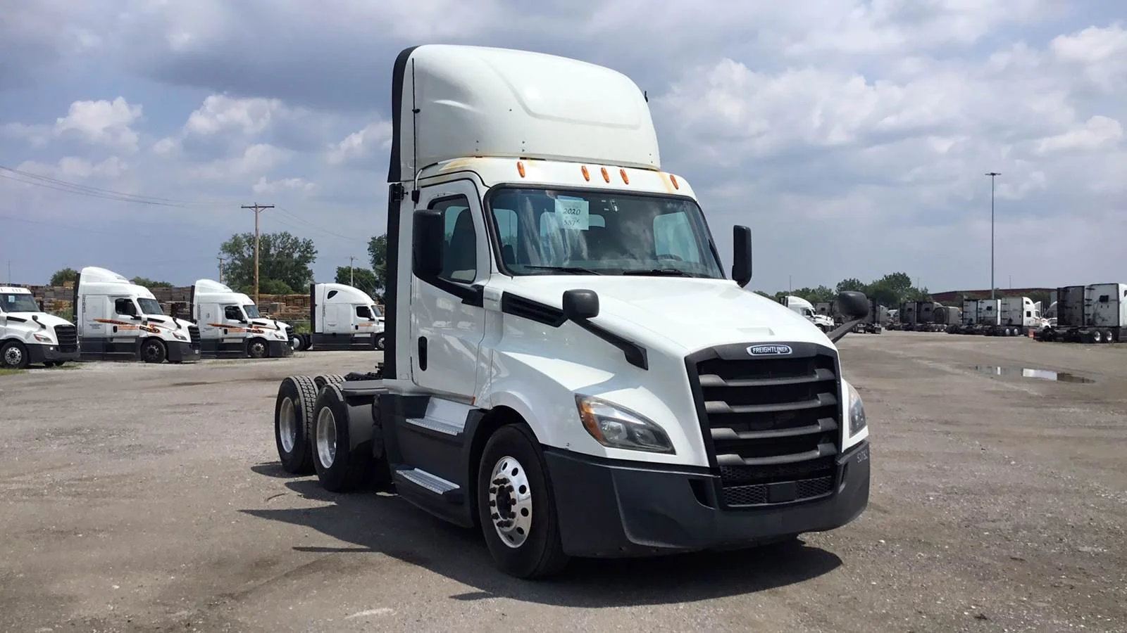 2020 Freightliner Cascadia in Gary, IN