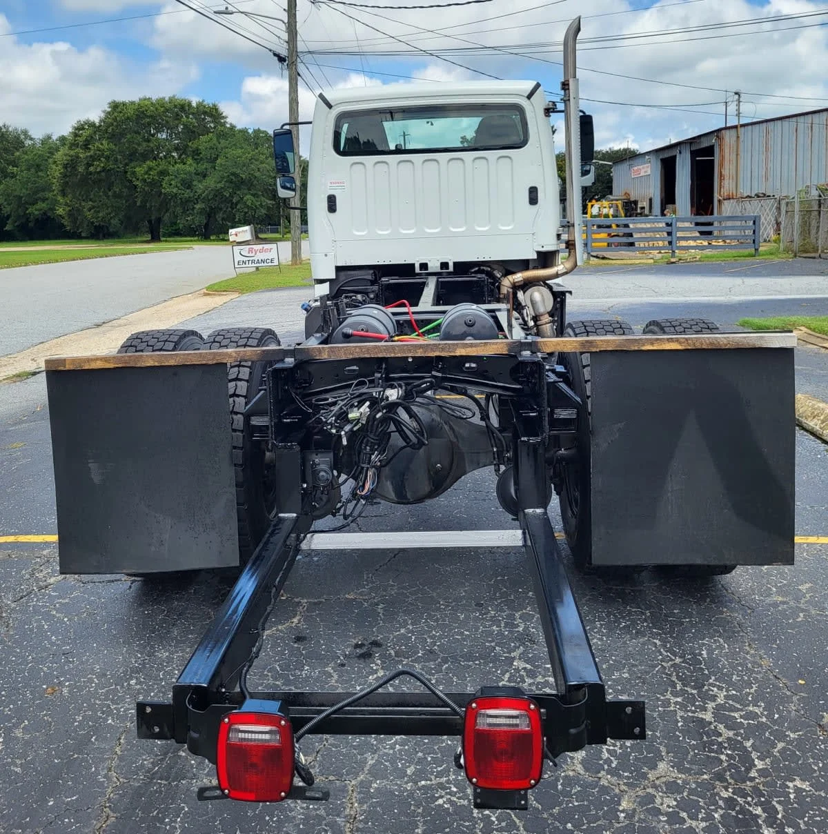 2017 Freightliner M2 106 in Jacksonville, FL — photo 3