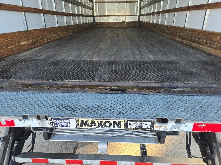 2022 Freightliner M2 106 - image 10