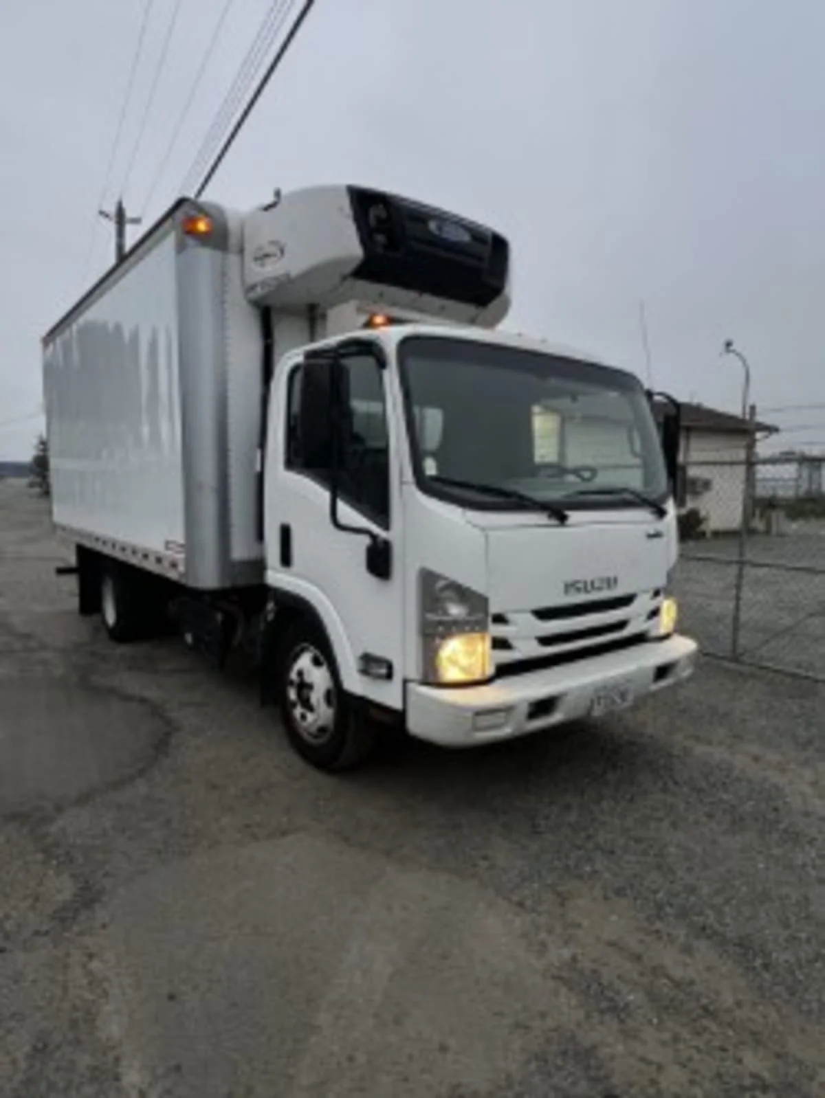 2019 Isuzu NPR - image 3