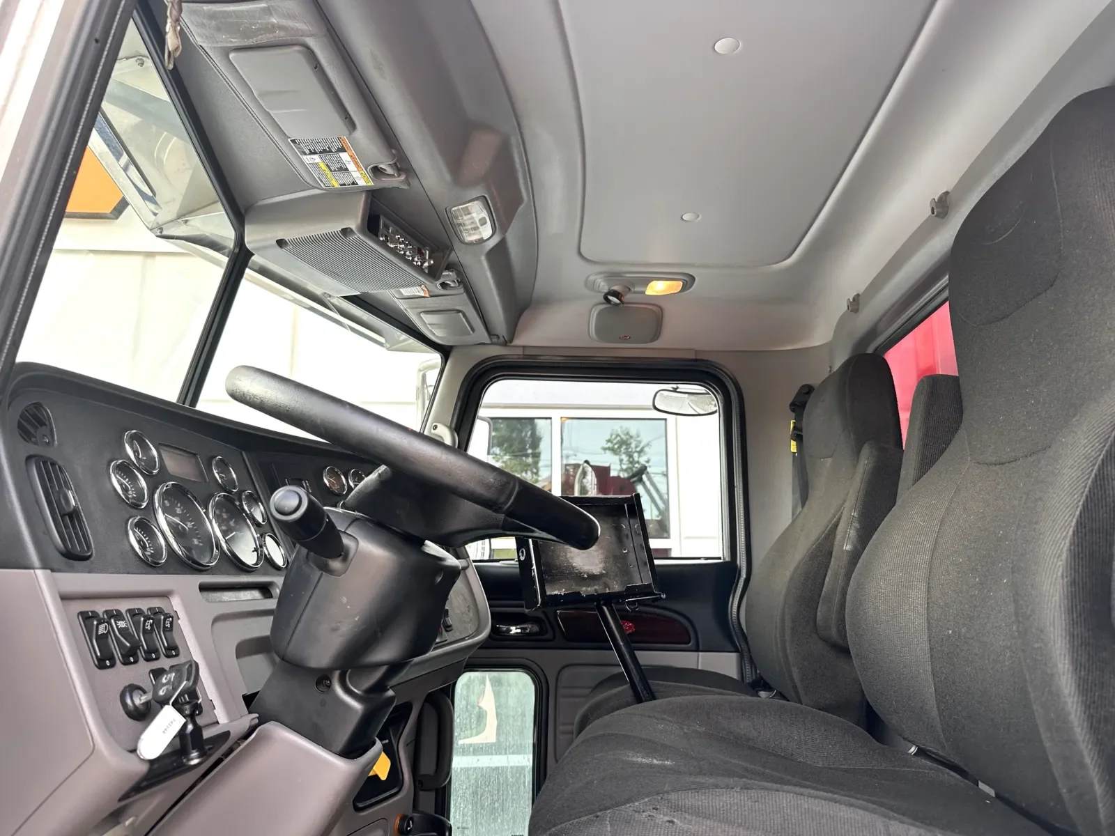 2021 Peterbilt 389 in Greer, SC — photo 15