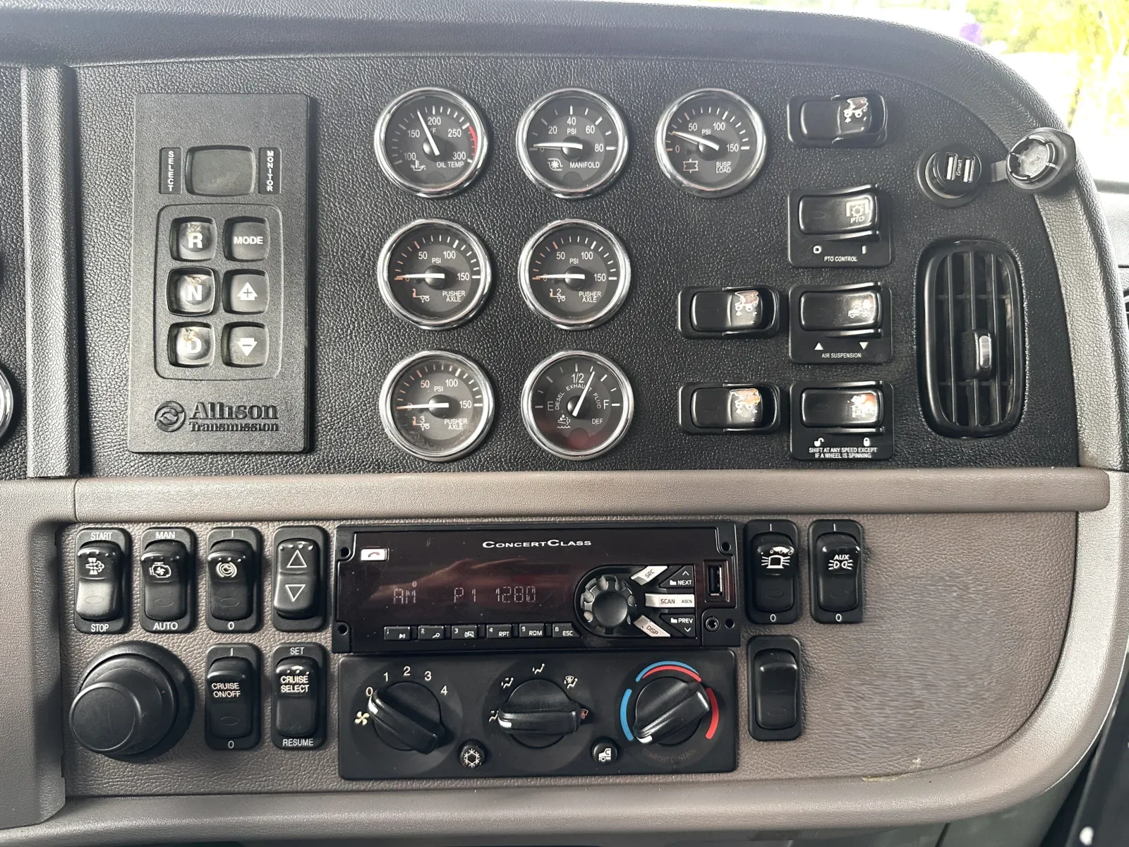 2021 Peterbilt 389 in Greer, SC — photo 19