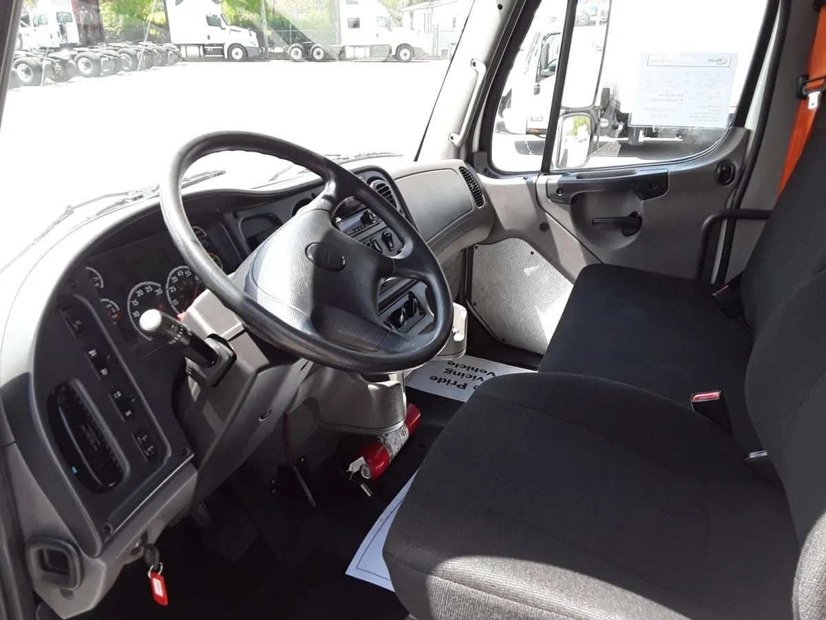 2019 Freightliner M2 106 in Charlotte, NC — photo 7