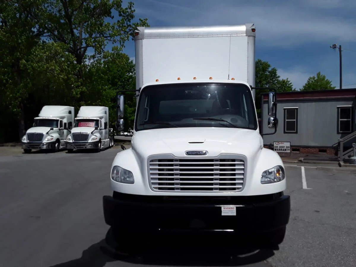 2019 Freightliner M2 106 in Charlotte, NC — photo 2