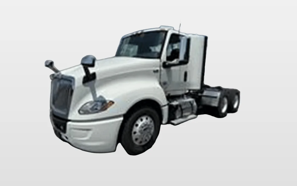 2019 International LT - image 1