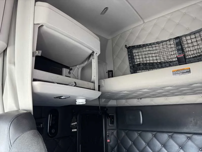 2025 Kenworth T680 in Little Rock, AR — photo 15