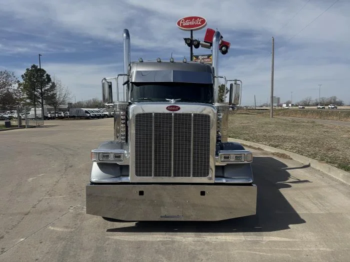 2027 Peterbilt 589 in Oklahoma City, OK — photo 8