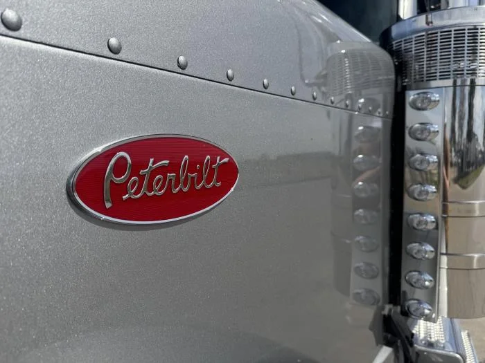 2027 Peterbilt 589 in Oklahoma City, OK — photo 12