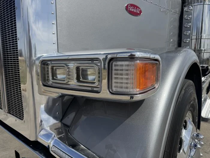 2027 Peterbilt 589 in Oklahoma City, OK — photo 11