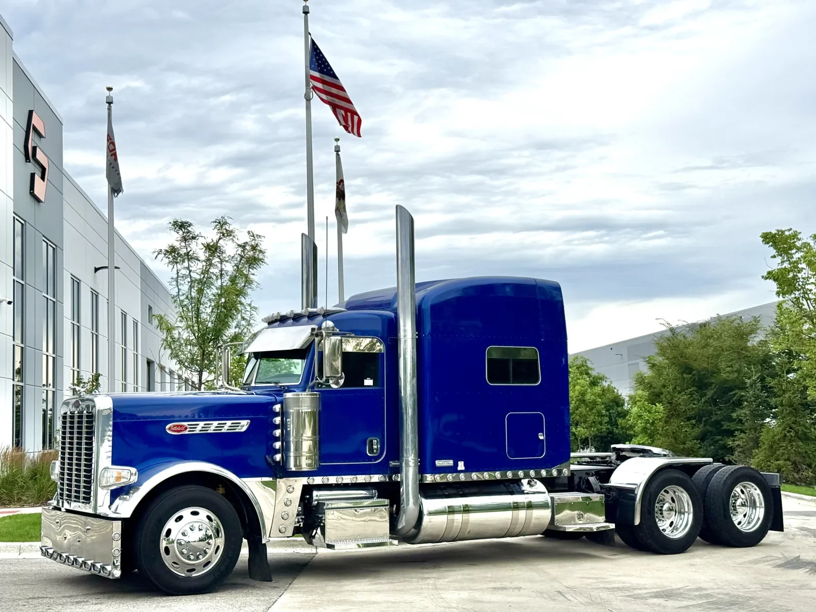 2016 Peterbilt 389