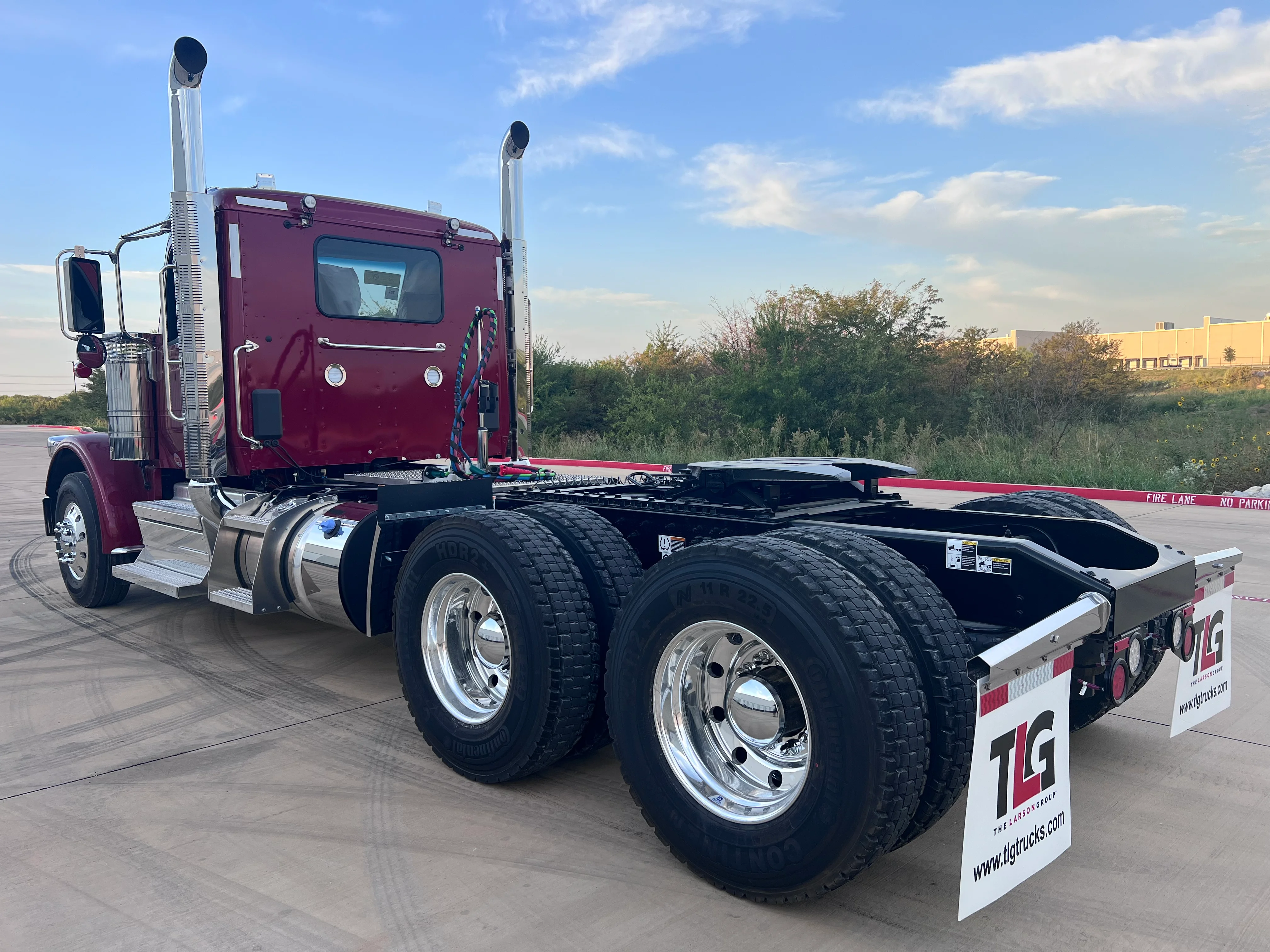 2026 Peterbilt 589 in Fort Smith, AR — photo 3