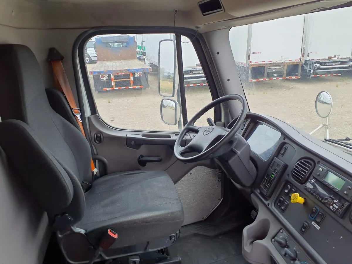 2019 Freightliner M2 106 in Wayland, MI — photo 8