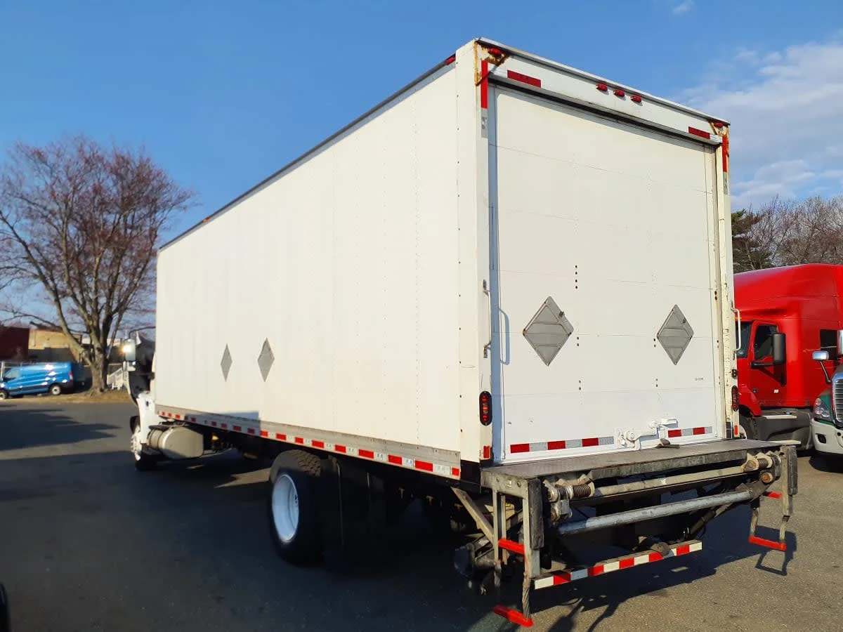 2020 International MV - image 6