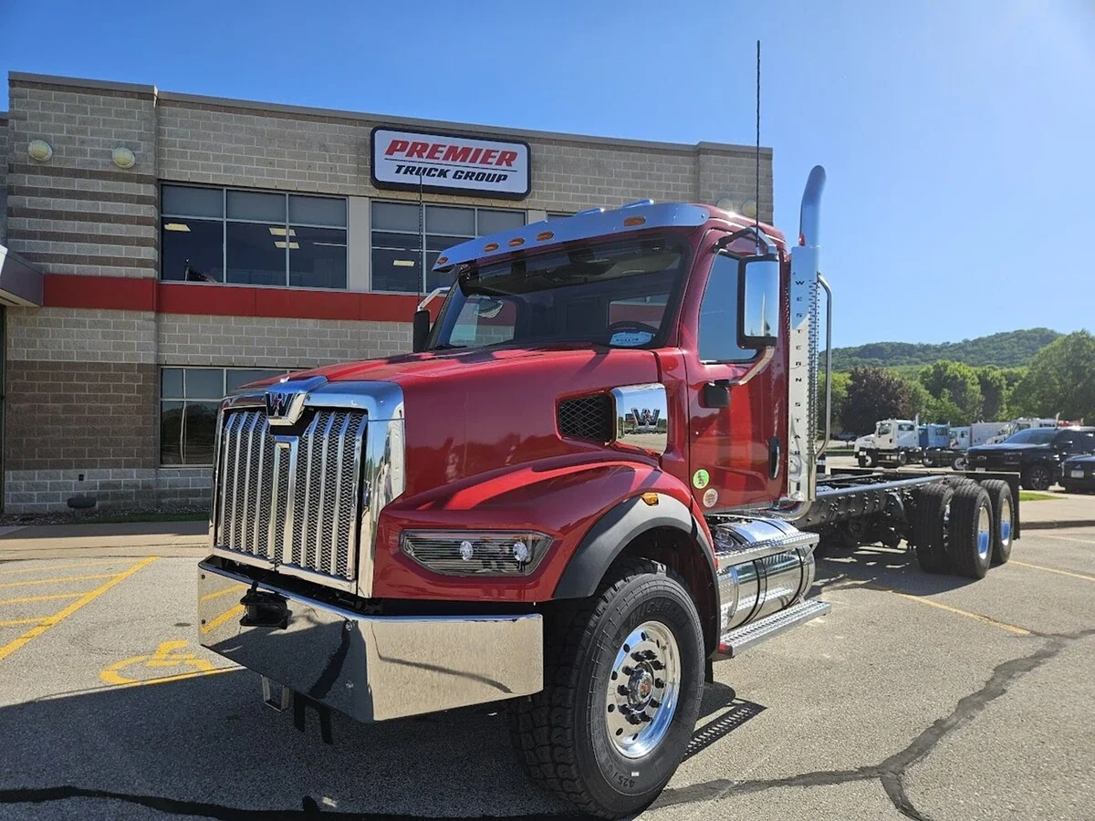 2027 Western Star 49X
