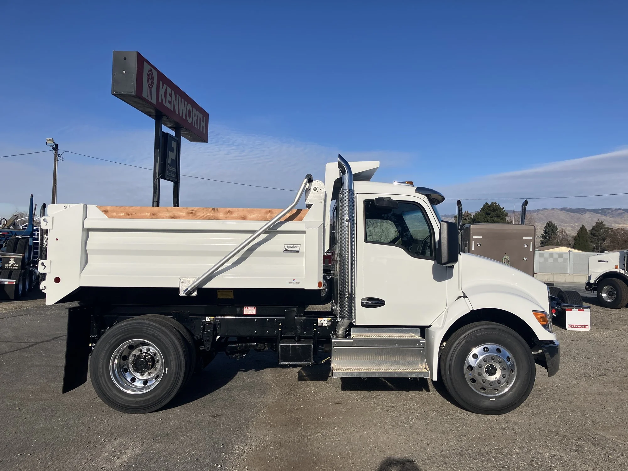 2025 Kenworth T380 in Boise, ID — photo 6