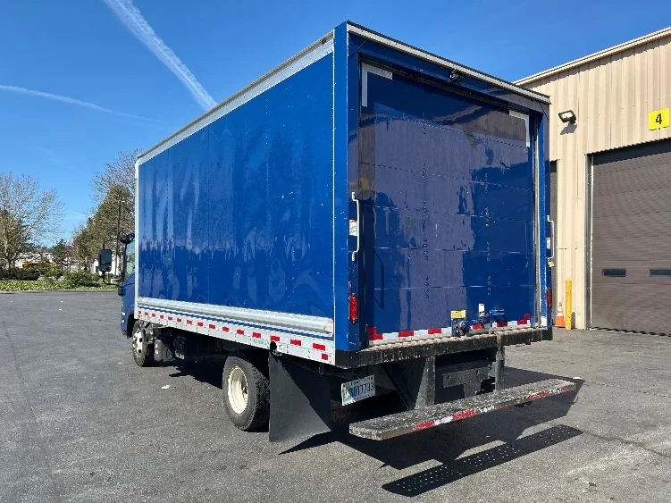 2019 Isuzu NPR - image 6