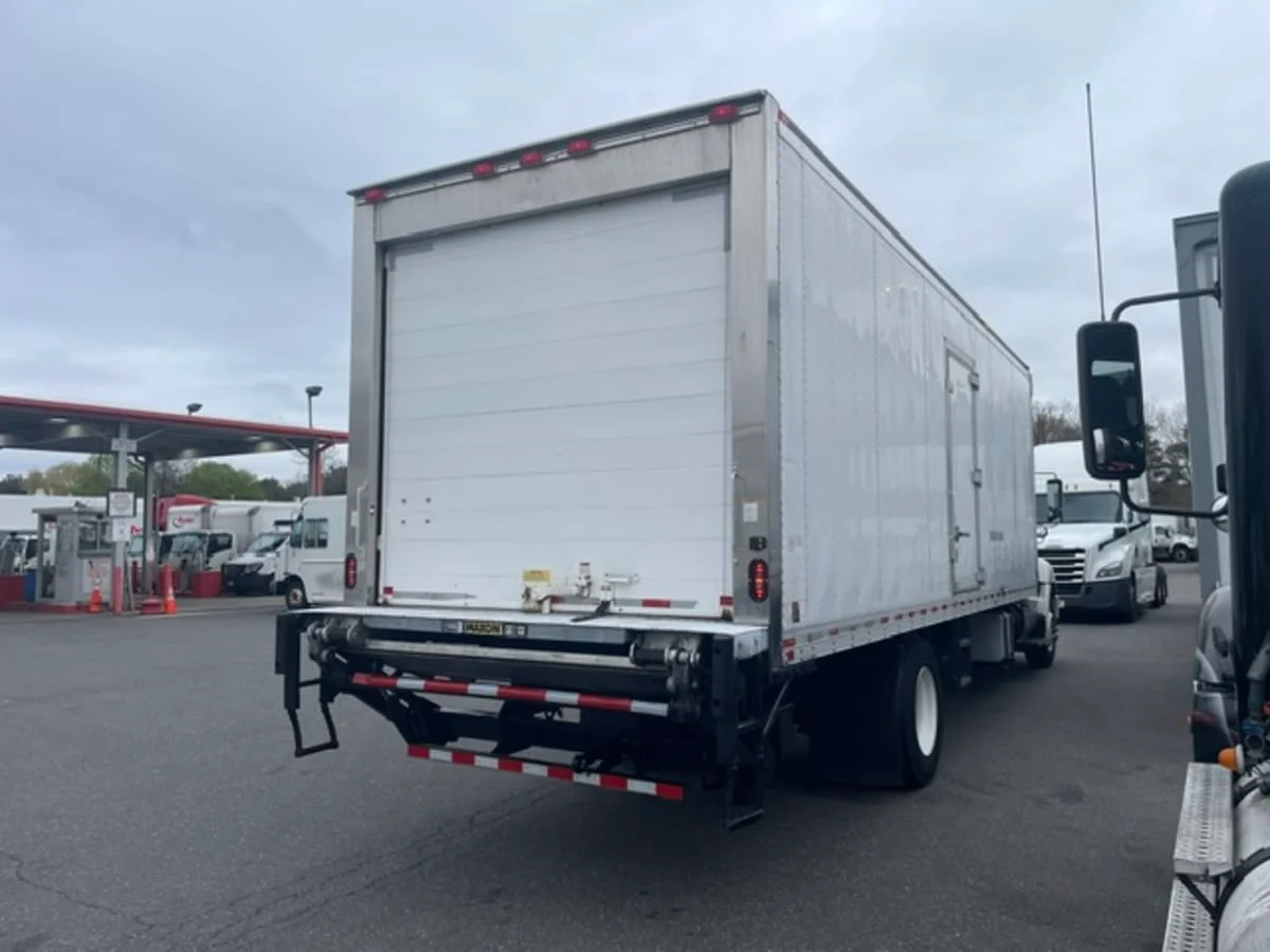 2020 Hino 338 in Farmingdale, NY — photo 4