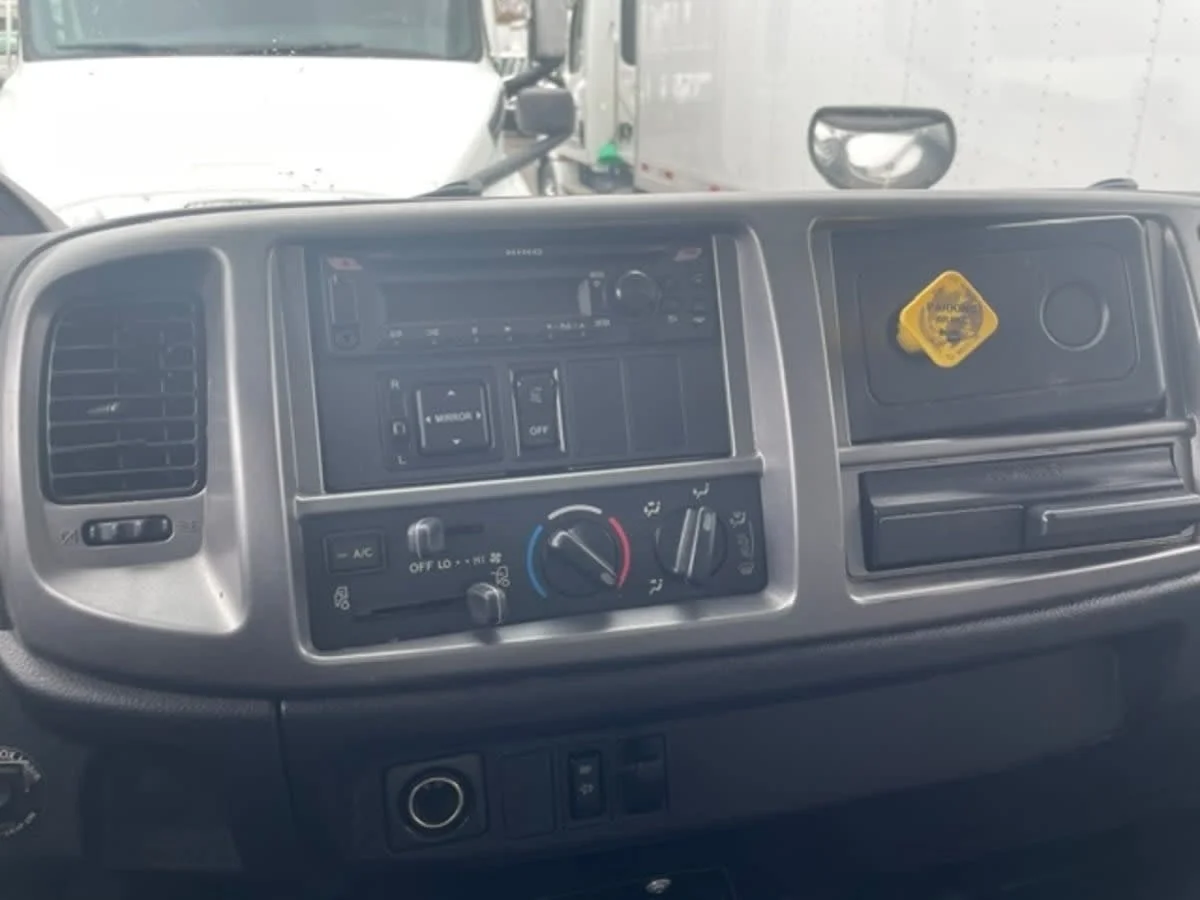 2020 Hino 338 in Farmingdale, NY — photo 13