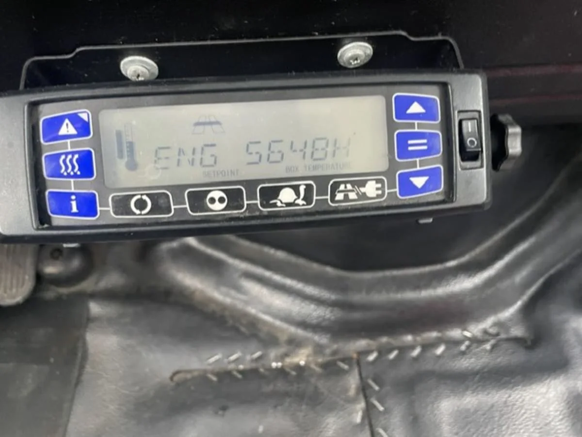 2020 Hino 338 in Farmingdale, NY — photo 12