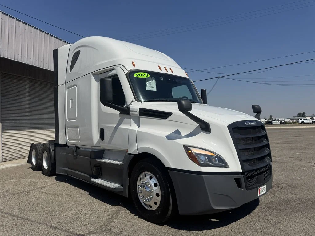 2023 Freightliner in Fresno, CA