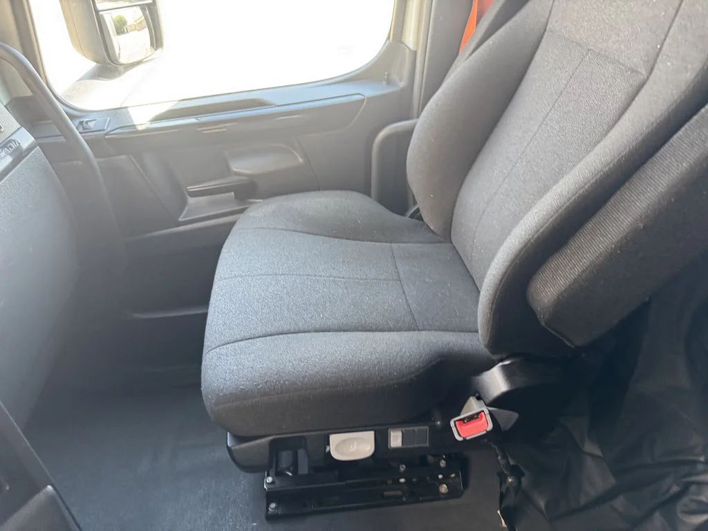 2023 Freightliner in Fresno, CA — photo 11