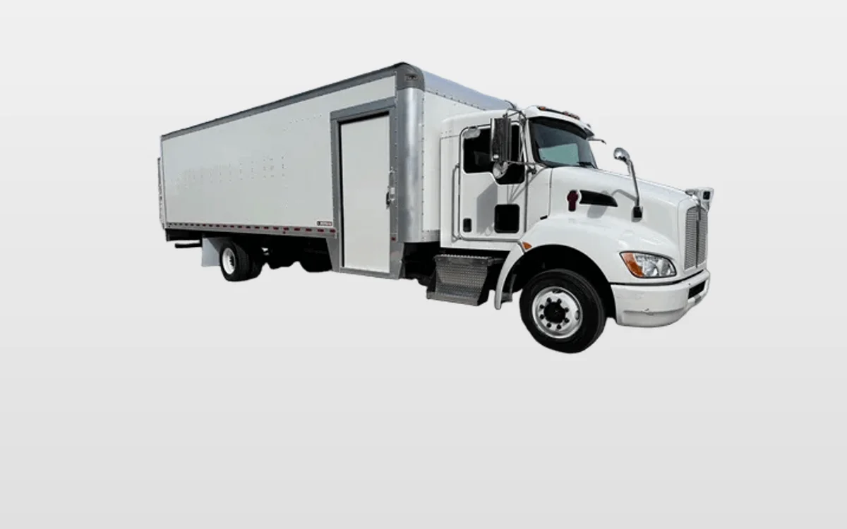 2023 Kenworth T270 - image 1