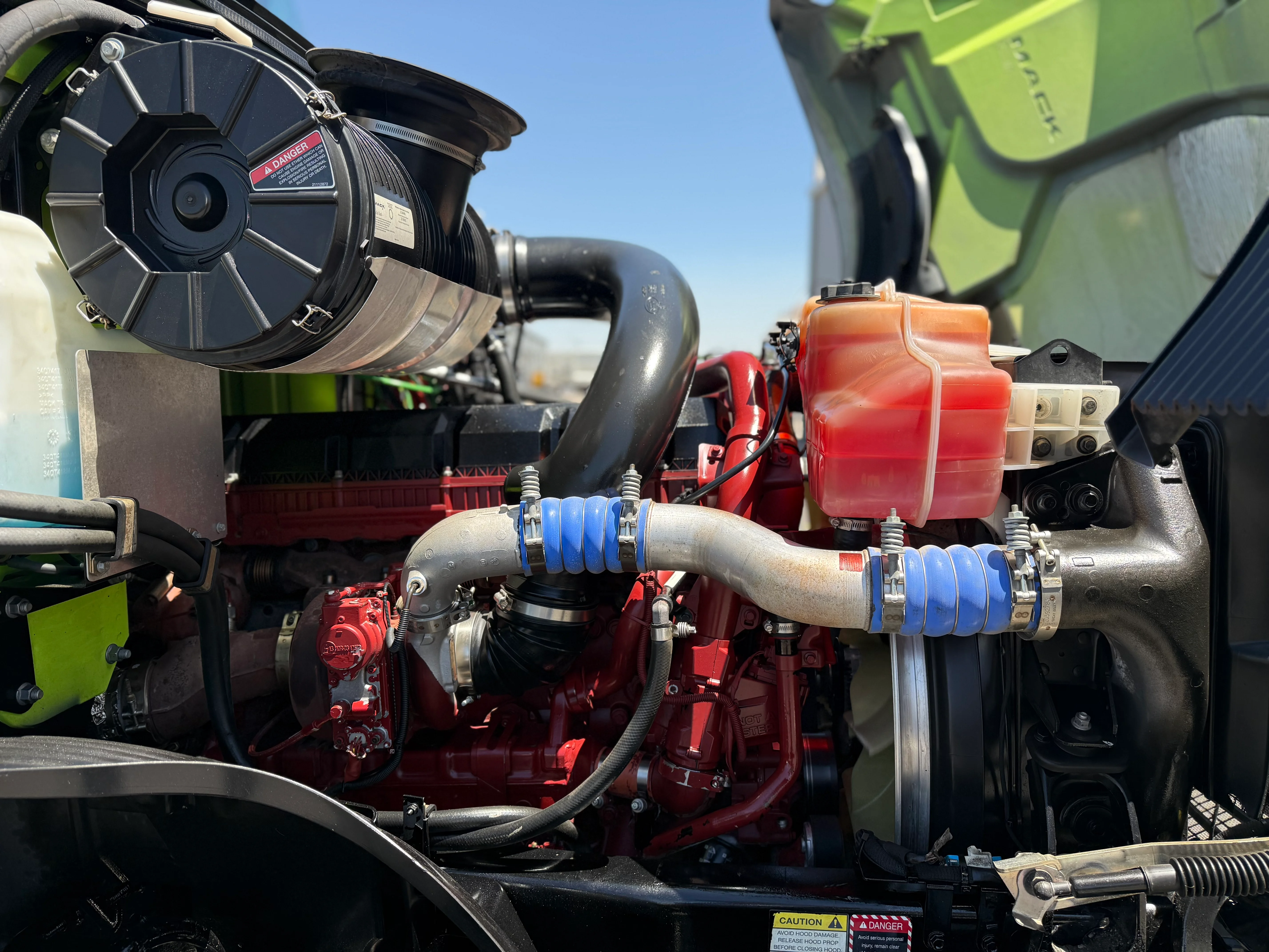 2025 Mack Anthem in CO — photo 9