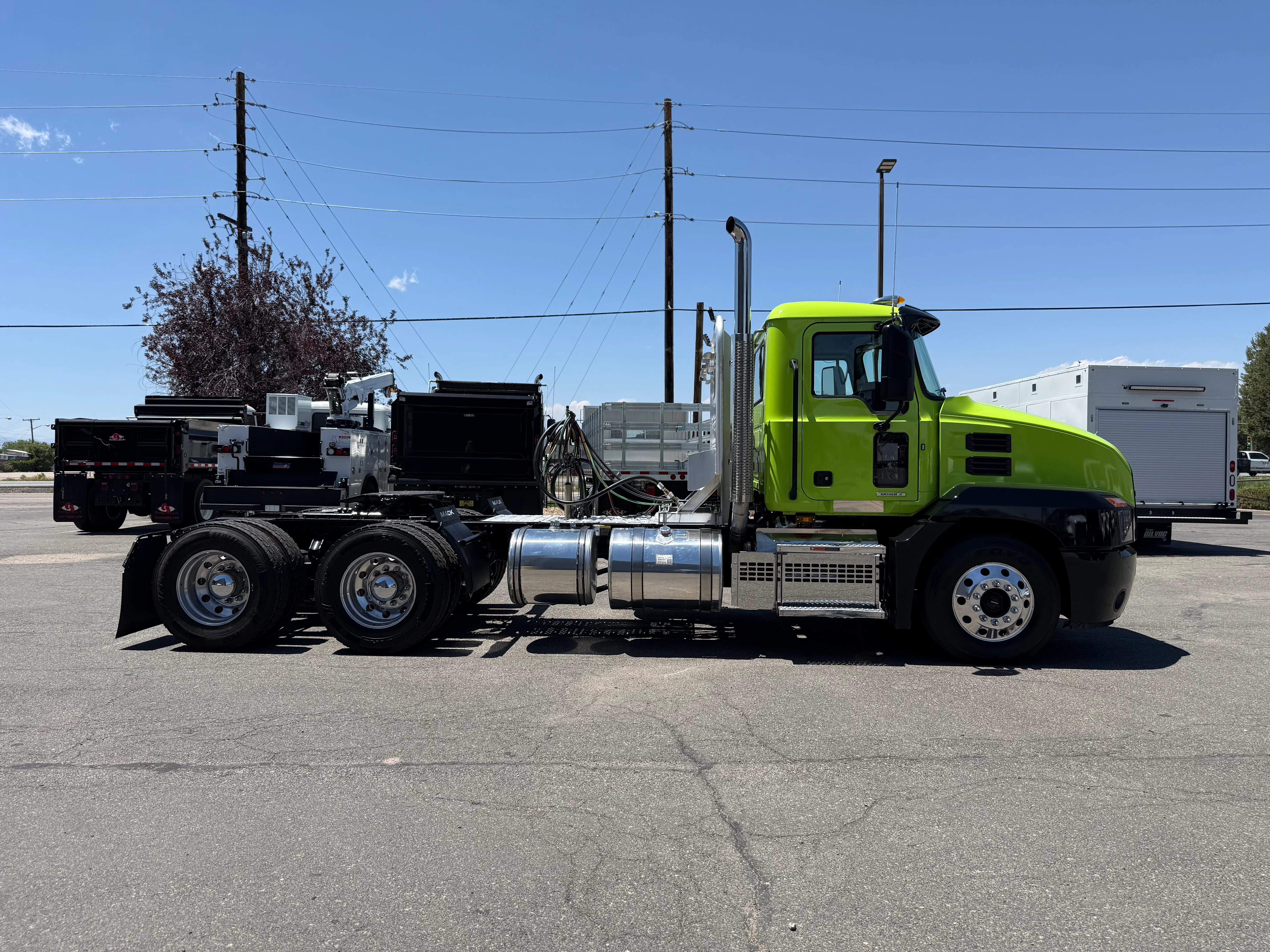 2025 Mack Anthem in CO — photo 6