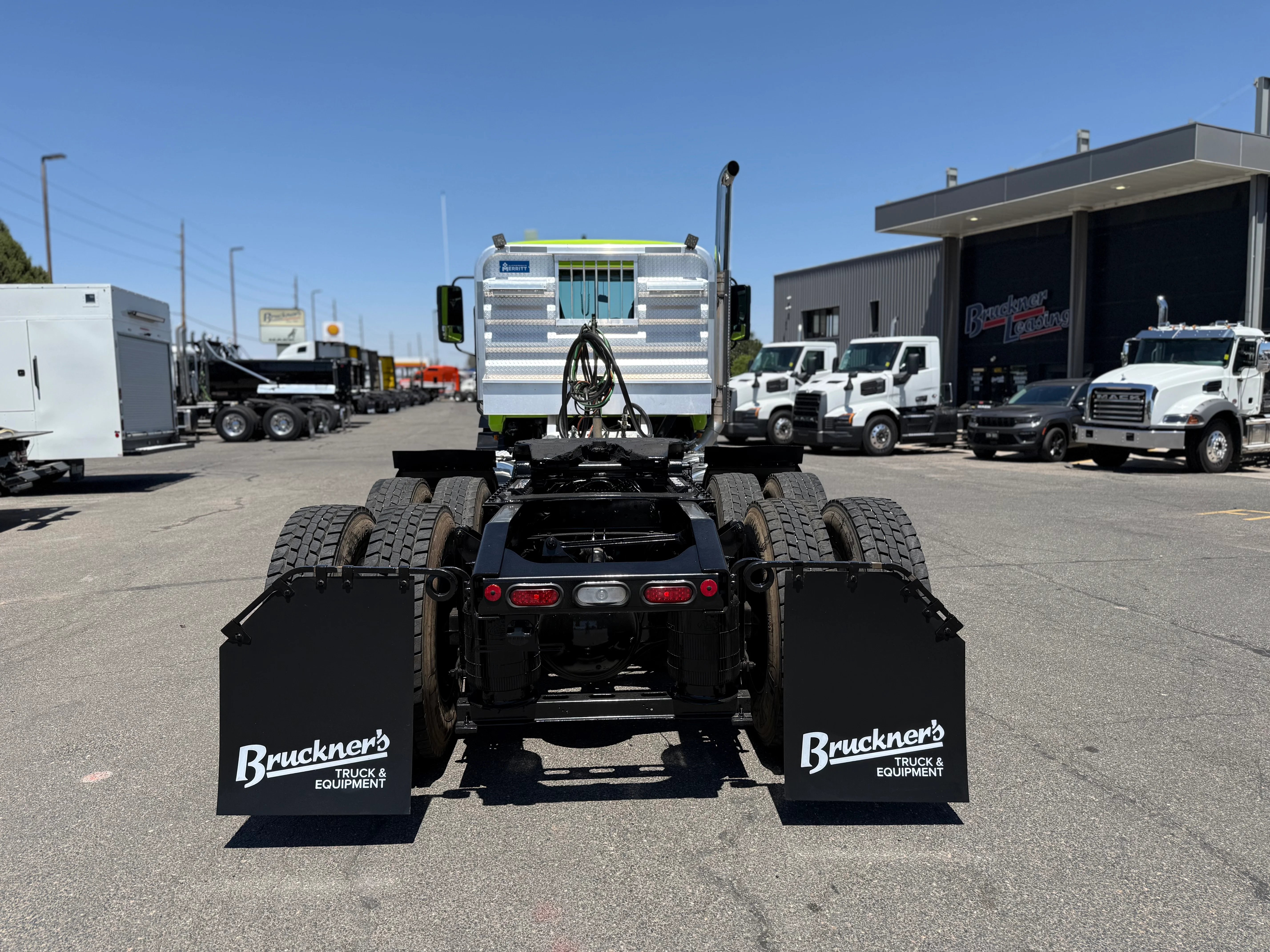 2025 Mack Anthem in CO — photo 7