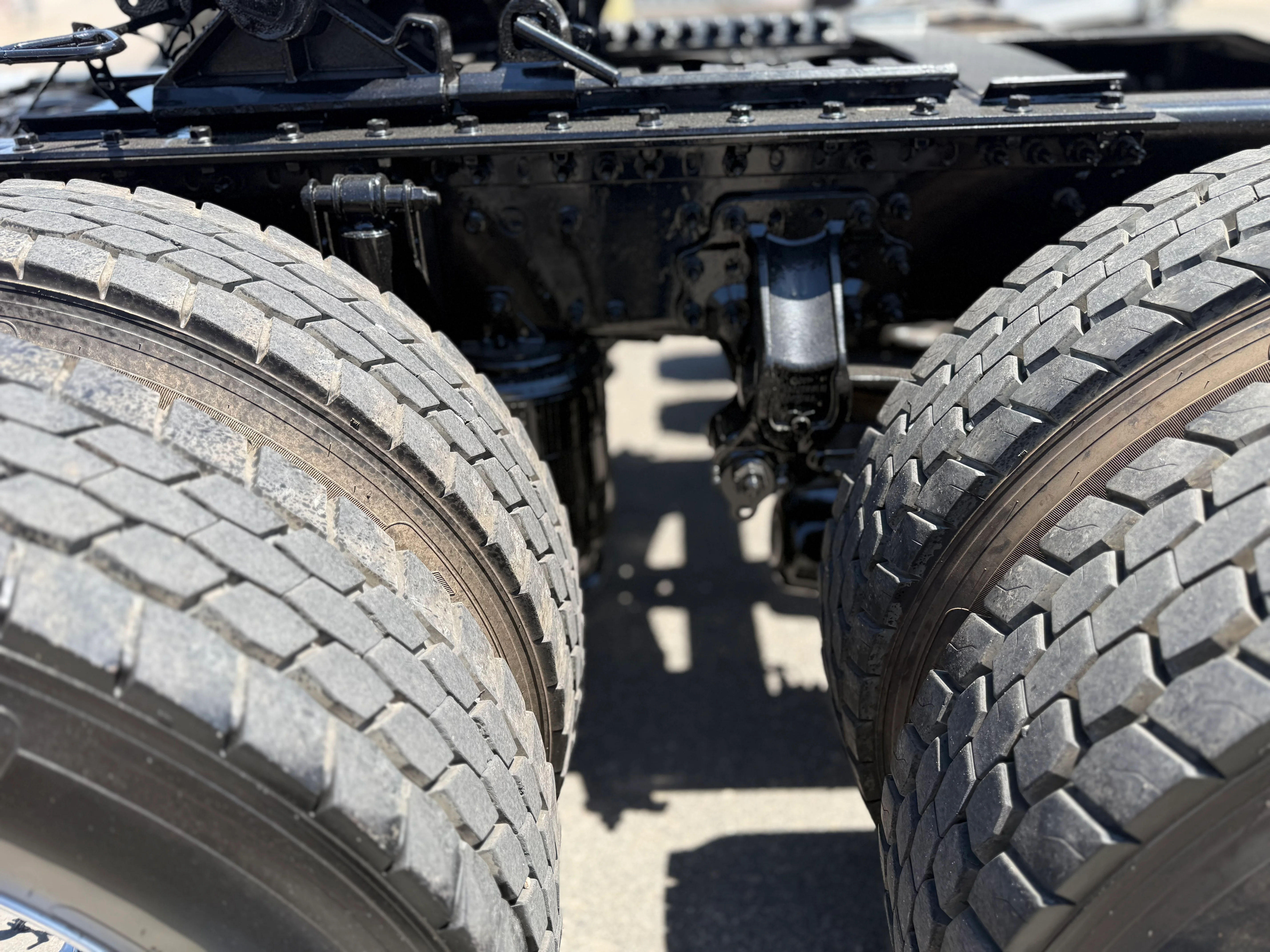 2025 Mack Anthem in CO — photo 20