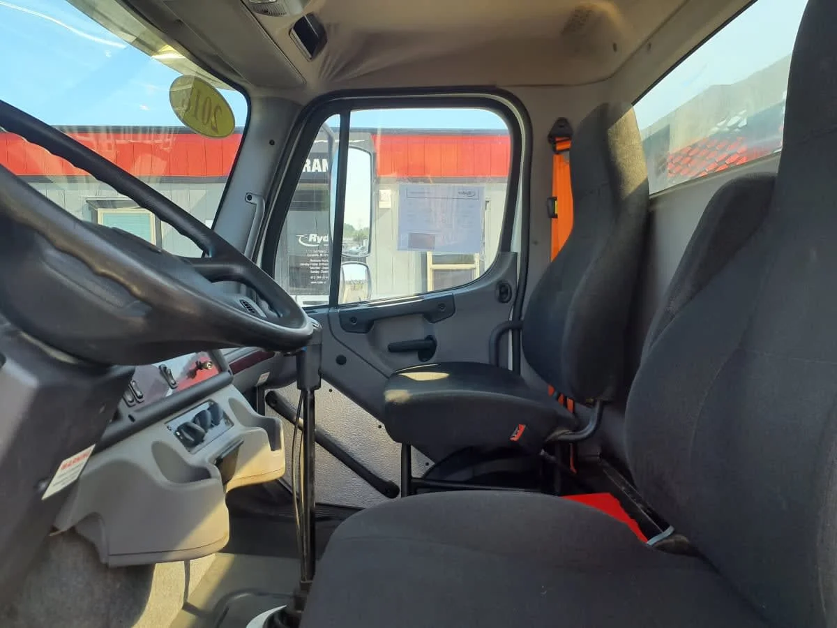 2018 Freightliner 114SD in Clarksville, IN — photo 7