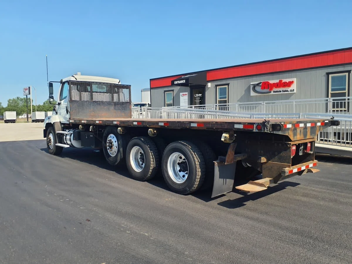 2018 Freightliner 114SD in Clarksville, IN — photo 6