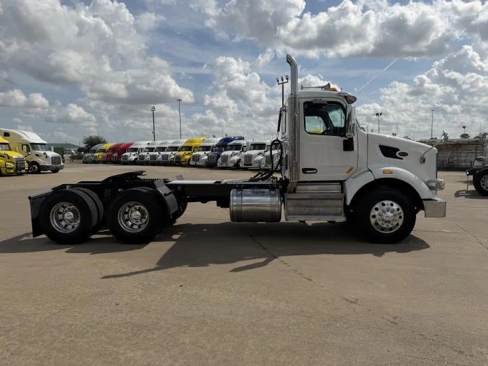 2021 Peterbilt 567 - image 7
