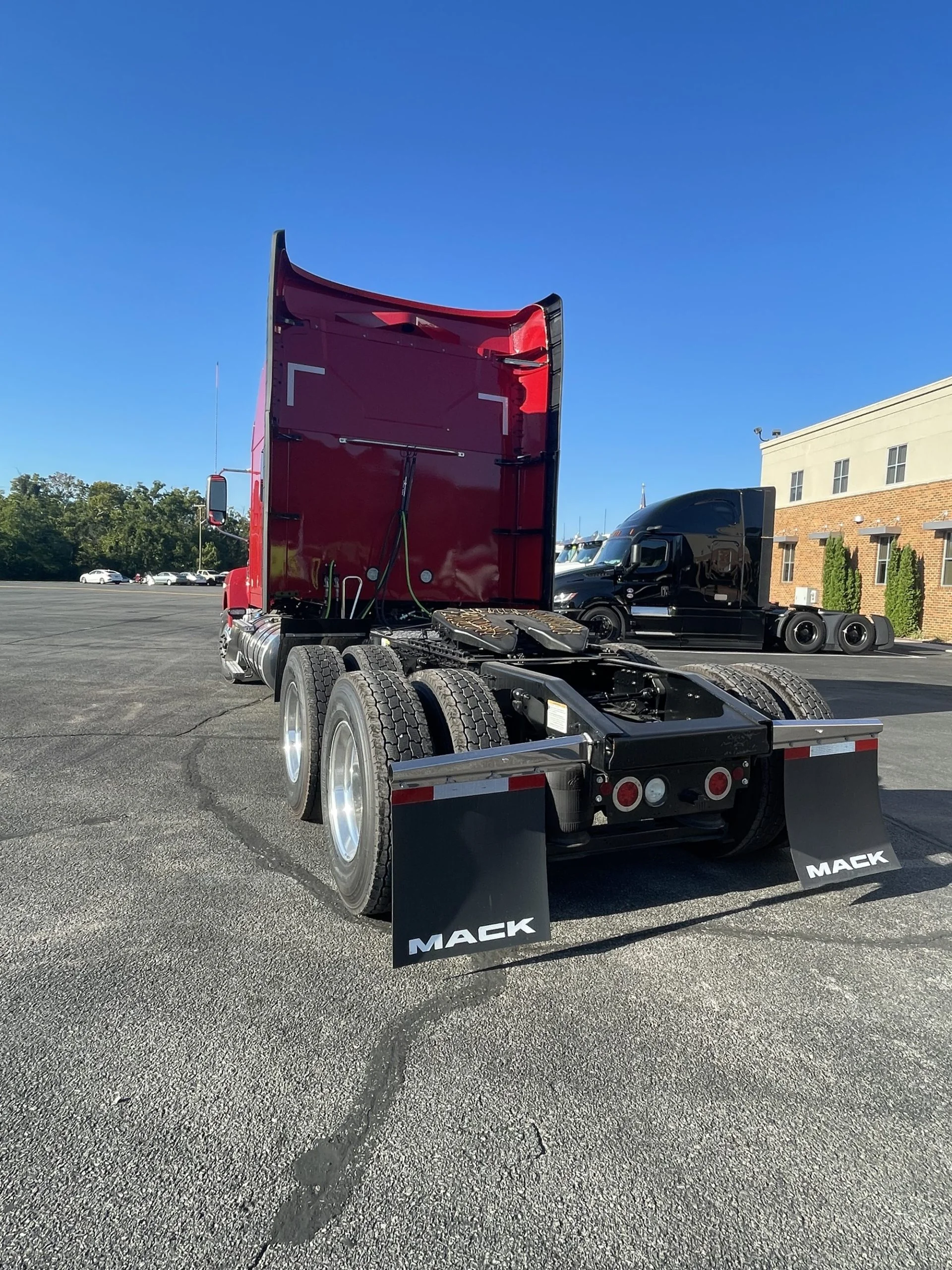 2026 Mack Pinnacle in Roanoke, VA — photo 3