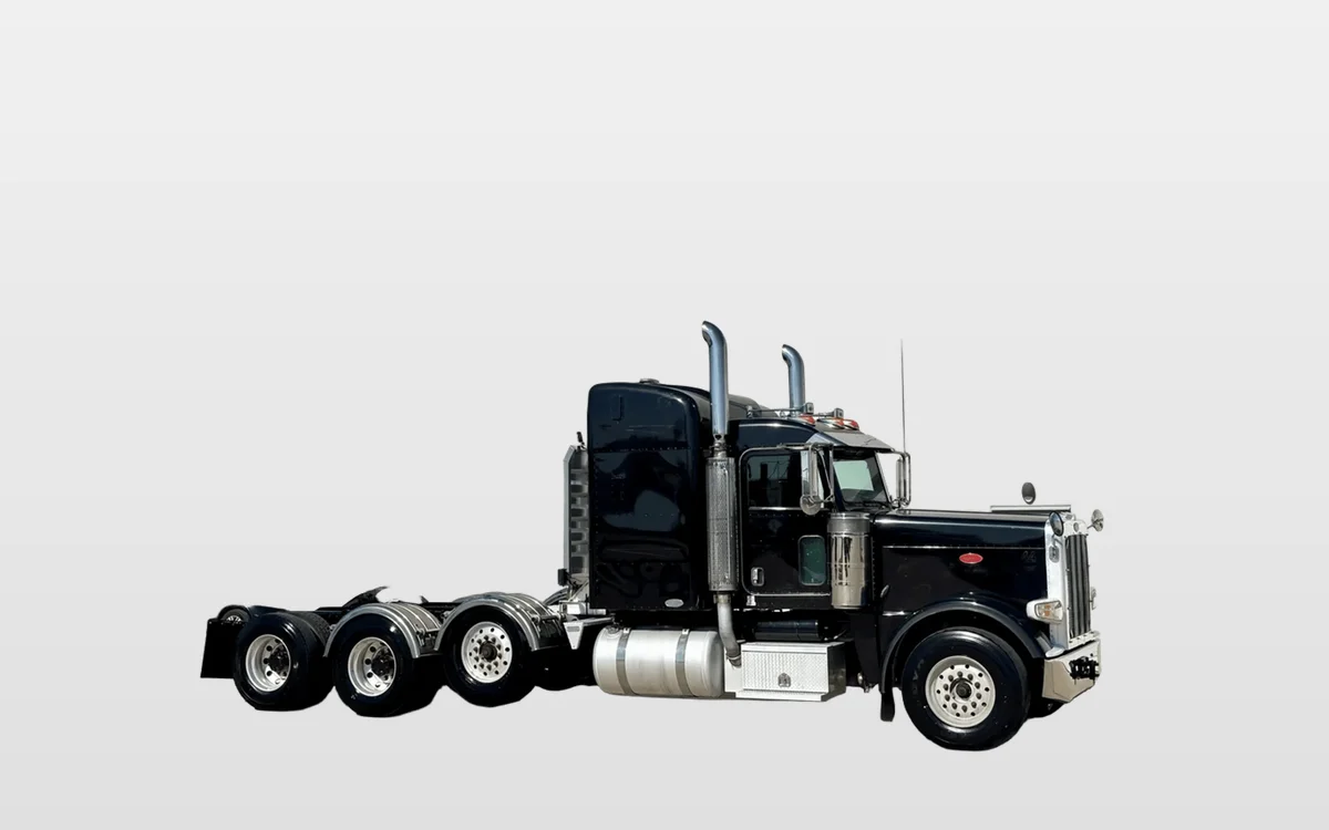2009 Peterbilt - image 1