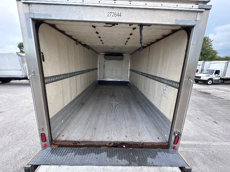 2019 Freightliner eM2 in Pompano Beach, FL — photo 8