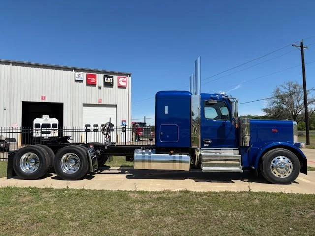 2027 Peterbilt 589 in College Station, TX — photo 6