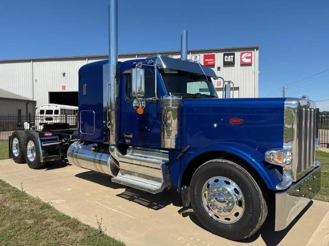 2027 Peterbilt 589 in College Station, TX — photo 5
