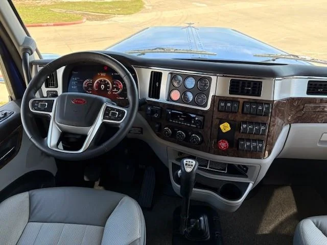 2027 Peterbilt 589 in College Station, TX — photo 12