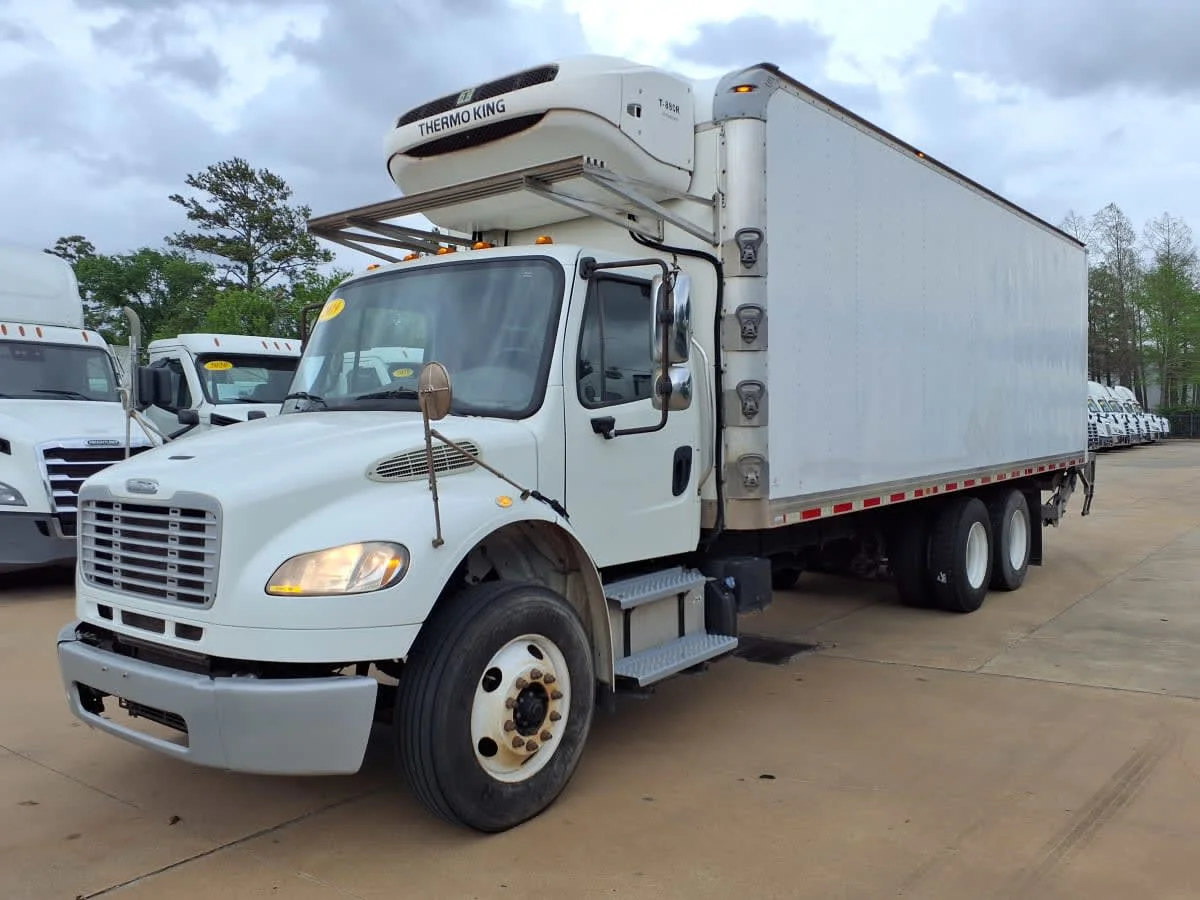 2019 Freightliner M2 106 in Houston, TX