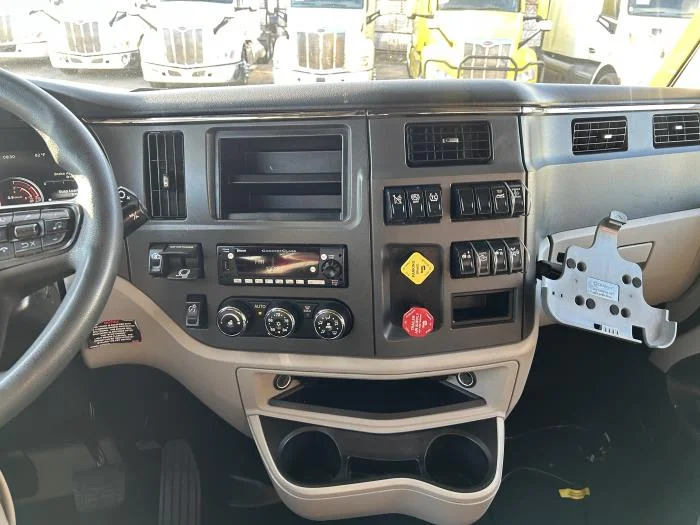 2024 Peterbilt 579 - image 38
