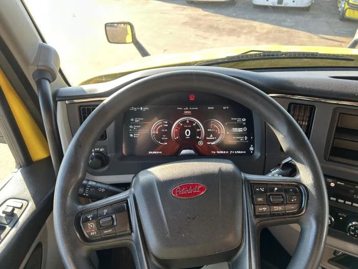 2024 Peterbilt 579 - image 39