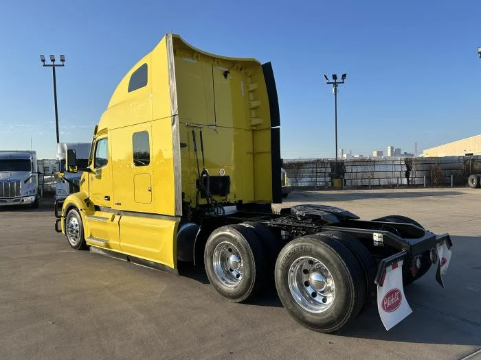 2024 Peterbilt 579 - image 4