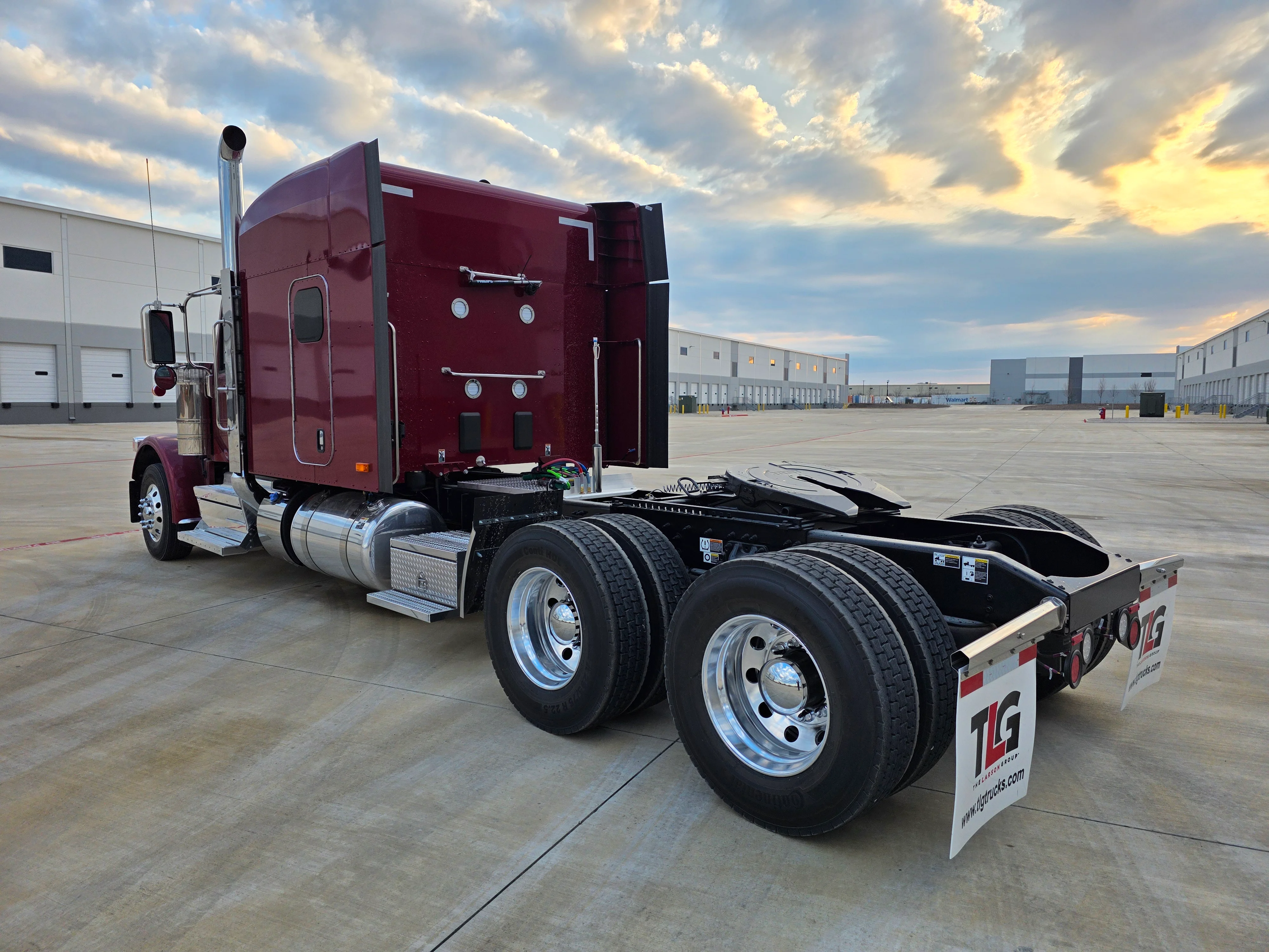 2027 Peterbilt 589 in Tallahassee, FL — photo 3