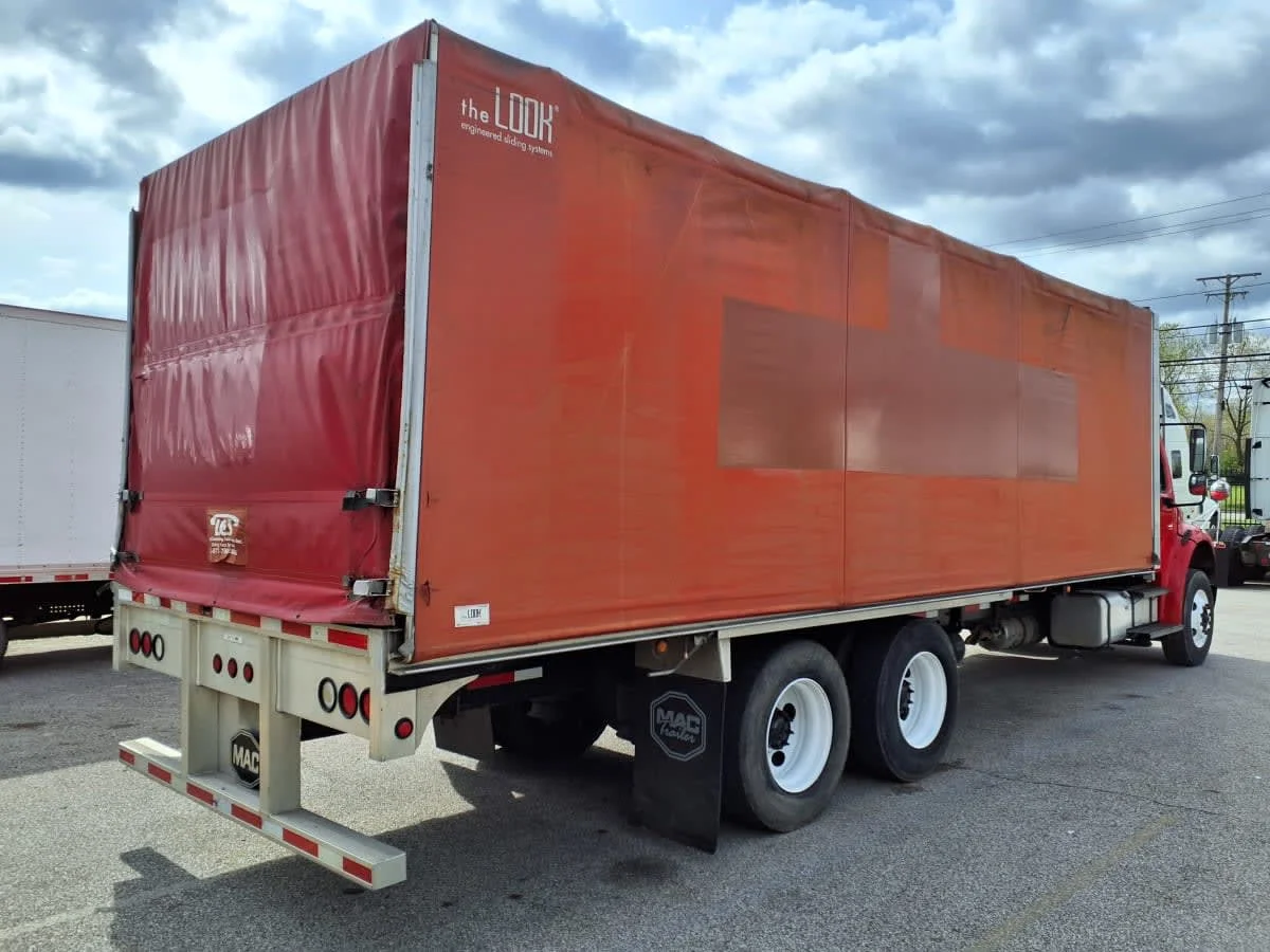 2019 Freightliner M2 106 in Cleveland, OH — photo 4