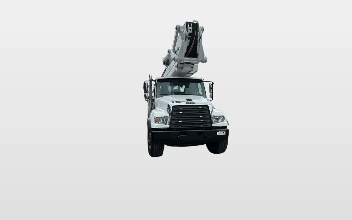 2018 Freightliner 114SD - image 1