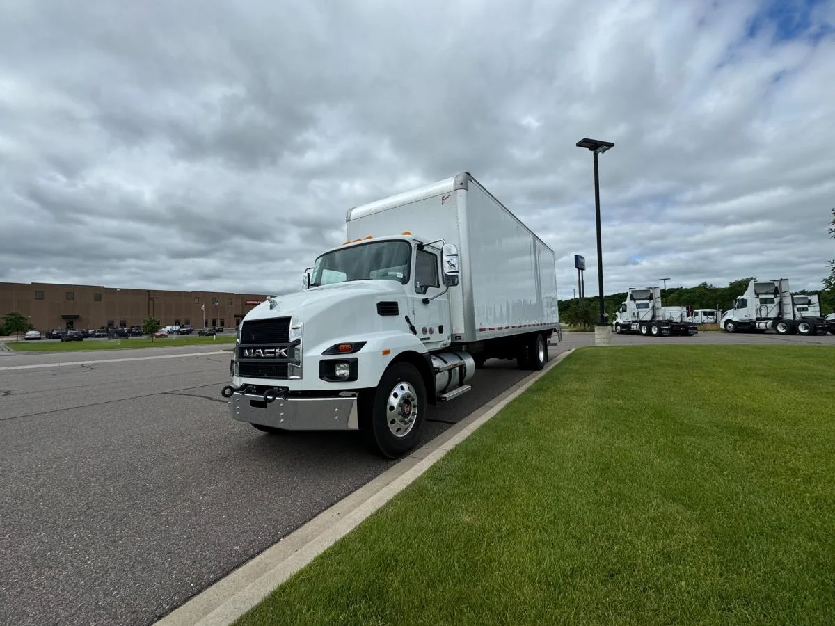 2025 Mack in Waterloo, IA — photo 2