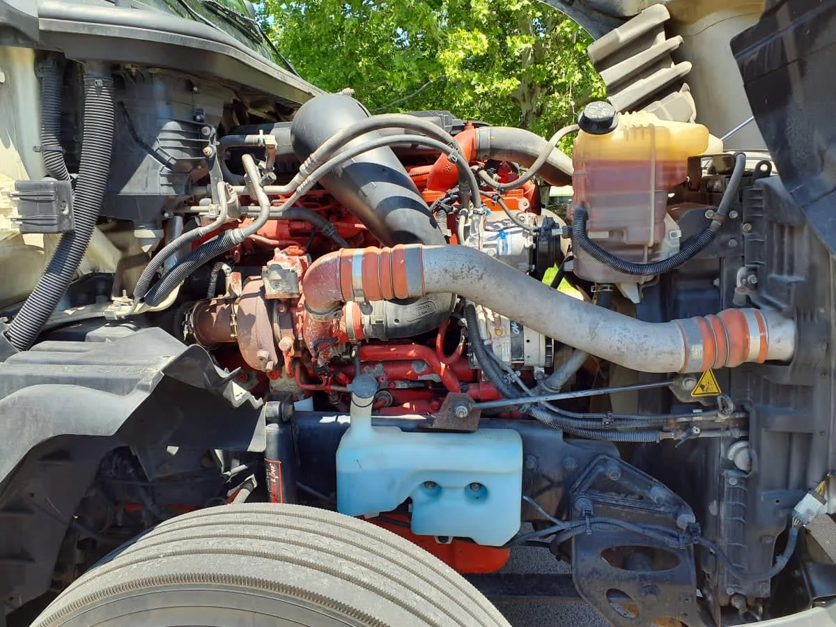 2020 International LT in O'fallon, MO — photo 12